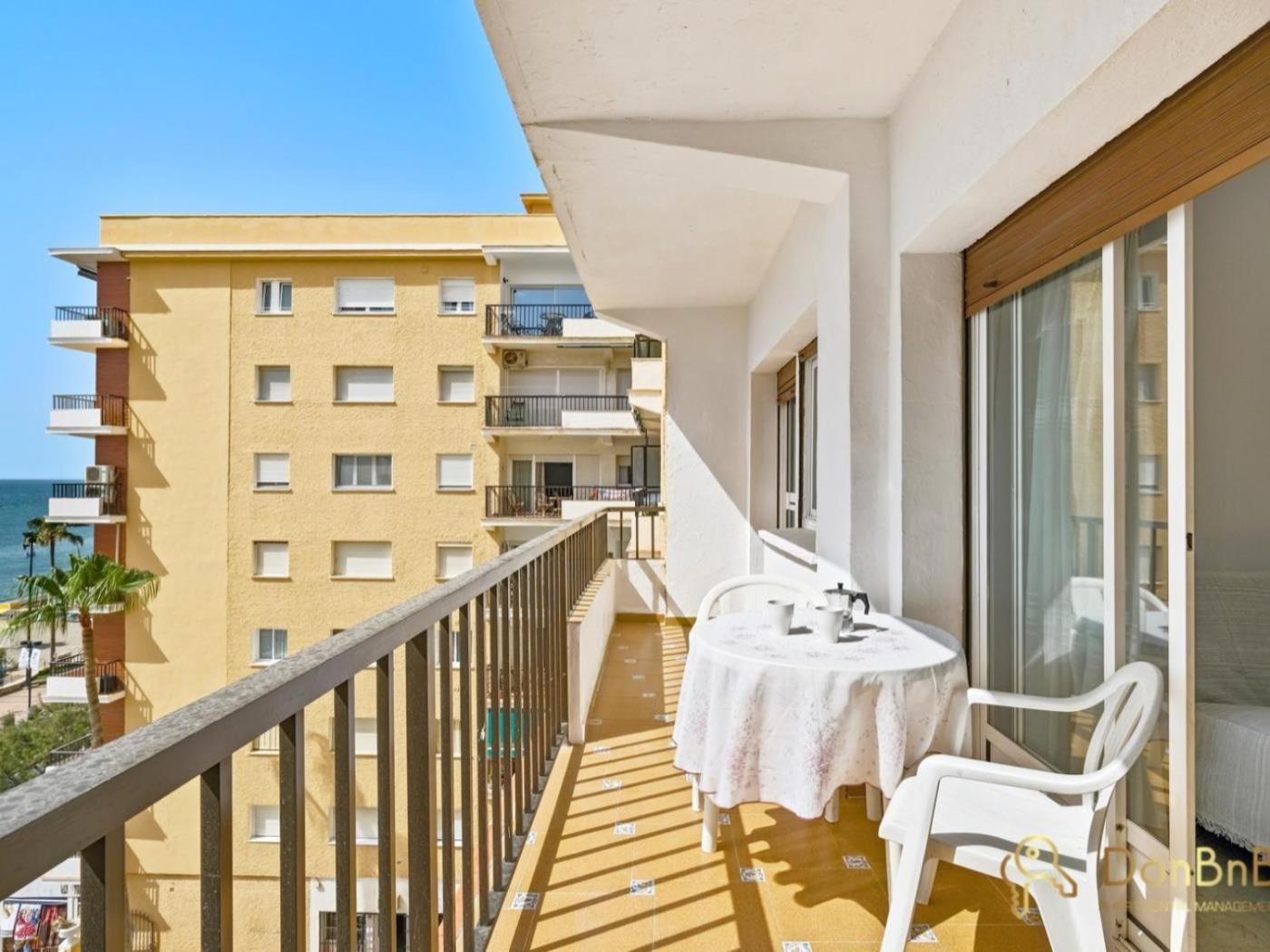 Apartamento Con Piscina En La Primera Linea De Playa De 丰希罗拉 客房 照片
