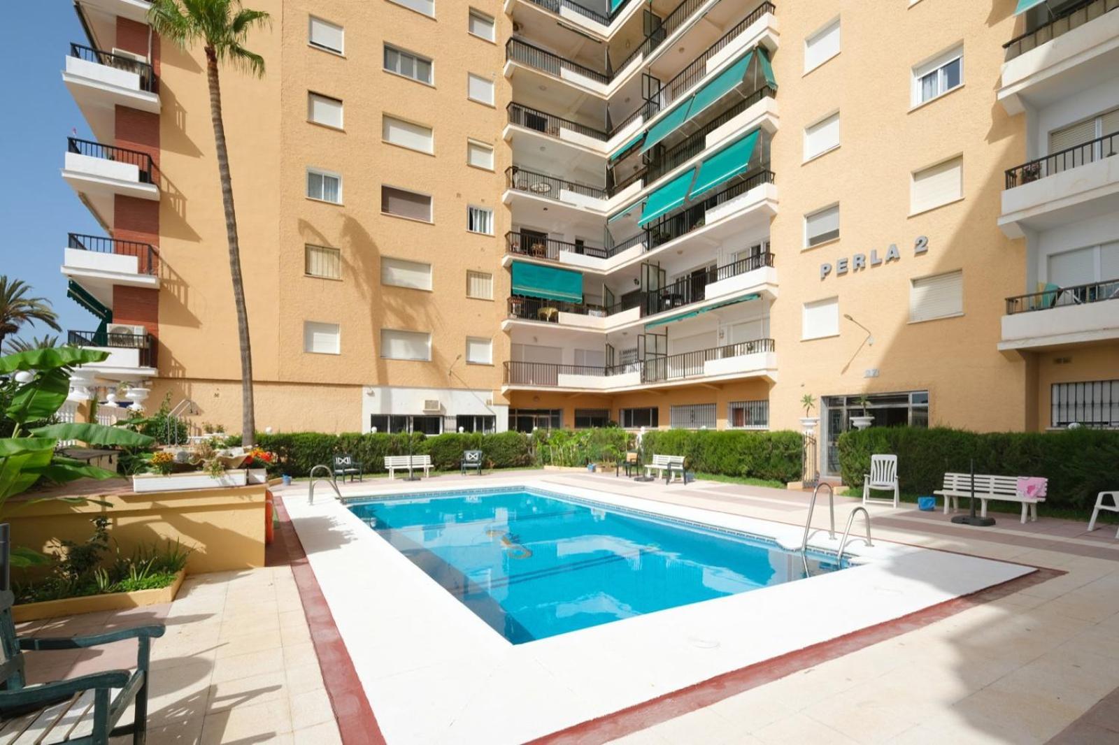 Apartamento Con Piscina En La Primera Linea De Playa De 丰希罗拉 外观 照片