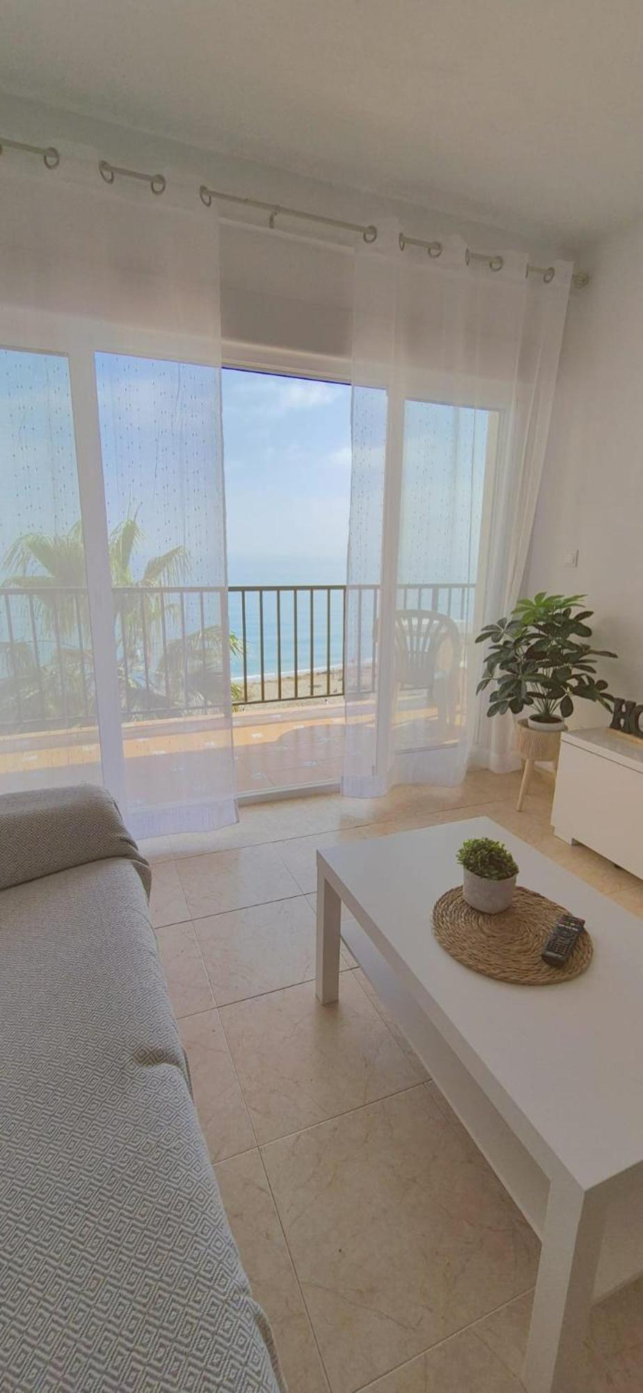 Apartamento Con Piscina En La Primera Linea De Playa De 丰希罗拉 外观 照片