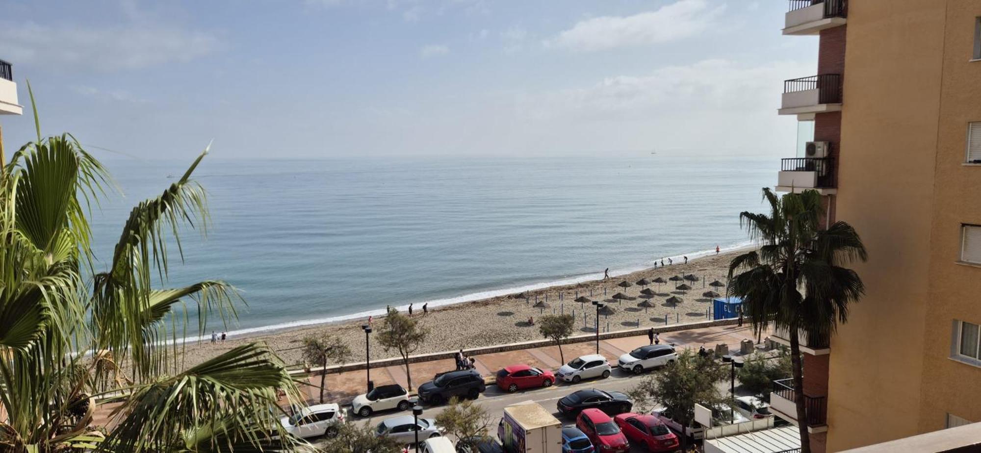 Apartamento Con Piscina En La Primera Linea De Playa De 丰希罗拉 外观 照片